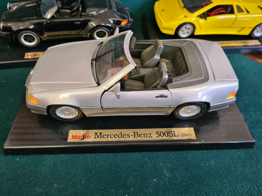 5 x Maisto 1:18 die cast sports cars with boxes, Ferrari 348TS1990, Mercedes-Benz 500SL 1989, - Image 2 of 7
