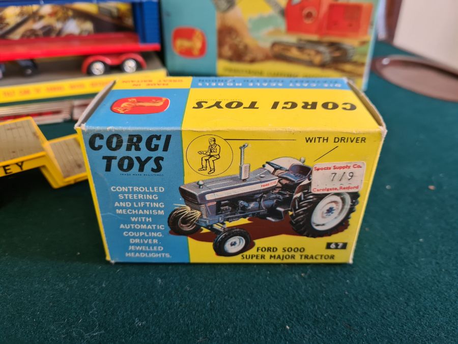 Mixed Corgi lot to include Corgi Major 1137 Ford tilt cab 'H' series with detachable trailer, - Image 4 of 8