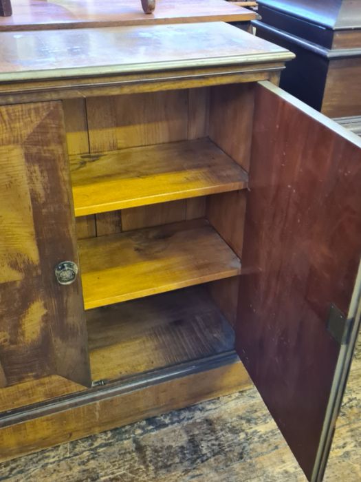 Continental walnut narrow 2 door cupboard with quartered veneered and crossbanded doors, top and - Image 2 of 3