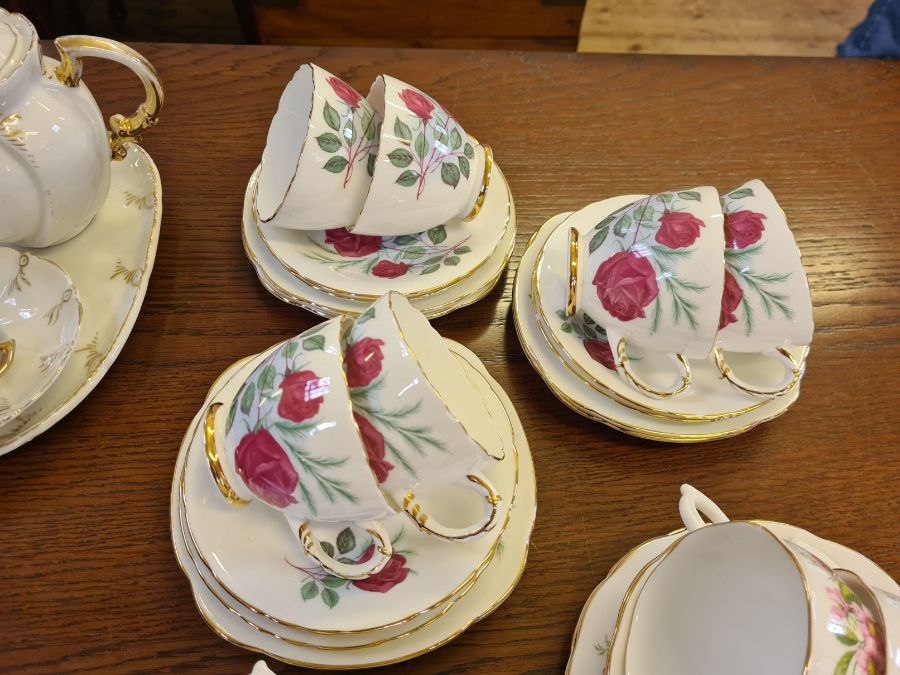 Gilt decorated porcelain tete a tete teaset and 2 gilt floral teasets. - Image 4 of 5