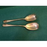 A pair of silver rat tail salad servers by Cooper Bros, Sheffield 1925, 152g.