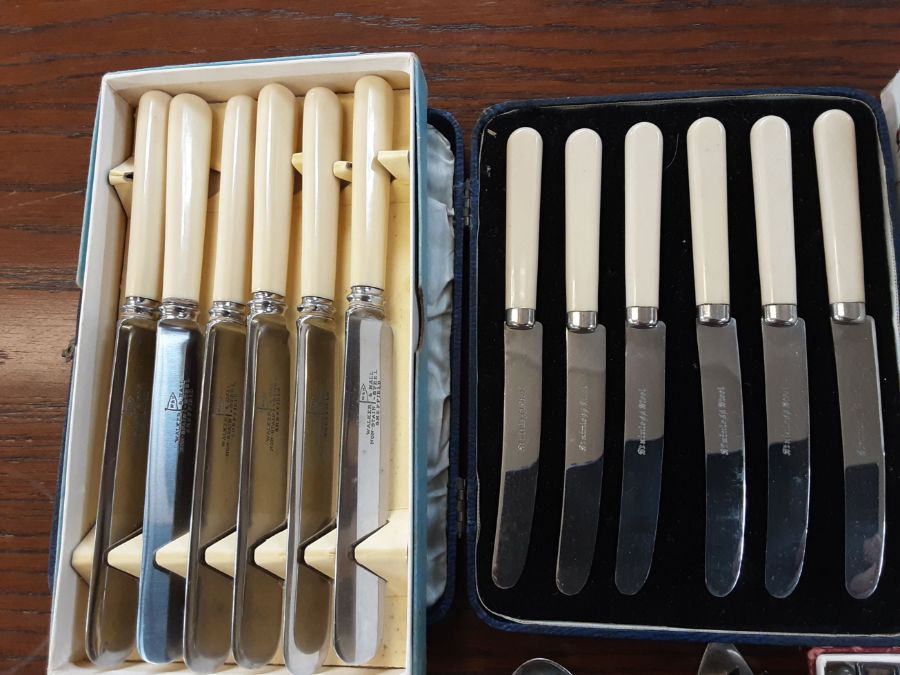 Assorted cased and loose EPNS cutlery. - Image 2 of 4