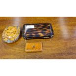 Burr walnut snuff box, faux tortoiseshell horseshoe card case and a faux tortoiseshell manicure