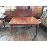 Victorian mahogany turned leg extending dining room table 144cm x 122cm extending to 273cm with both