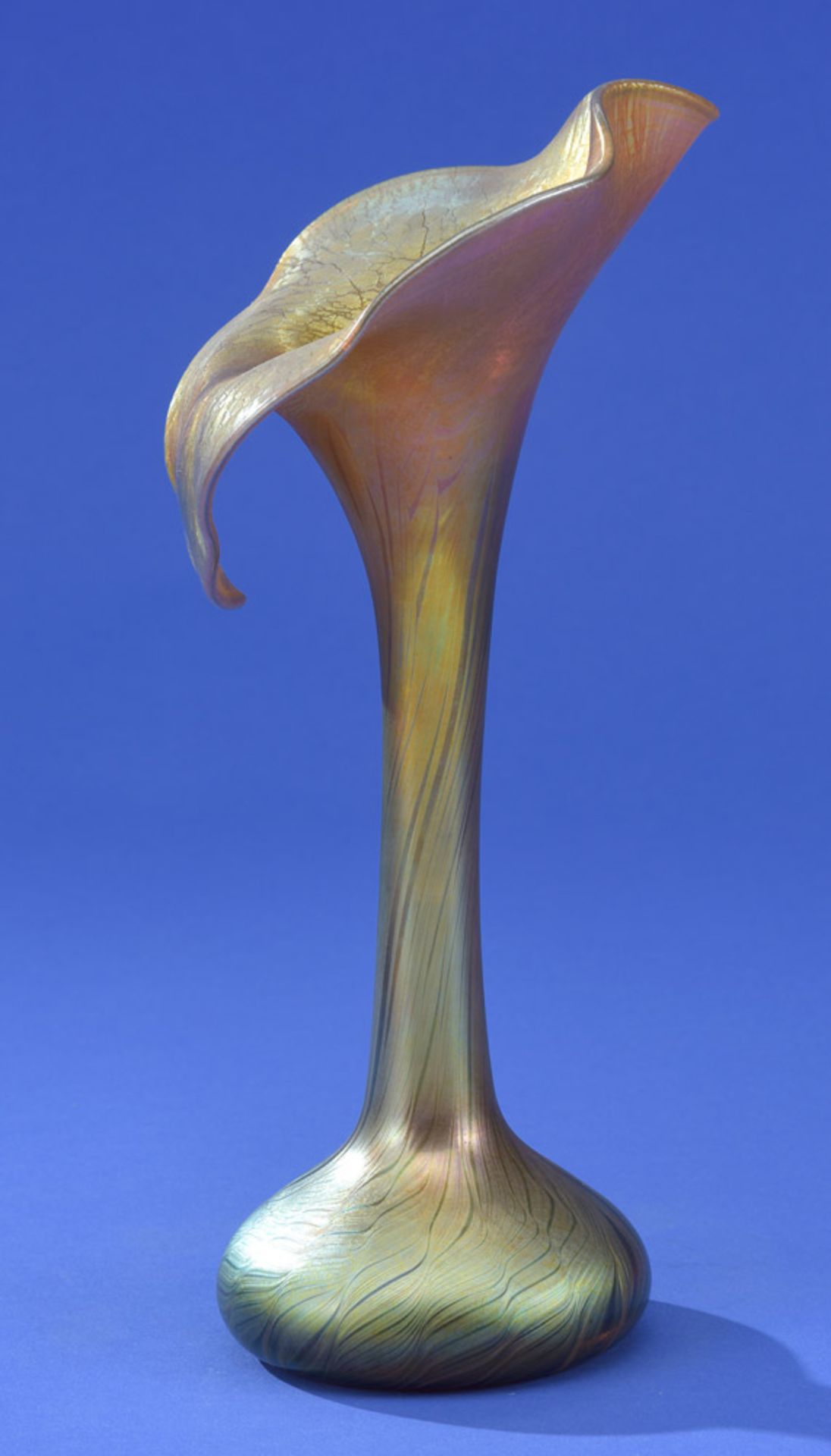 Kleine Vase im Tiffany-Stil, H 25,5 cm. - Bild 2 aus 3
