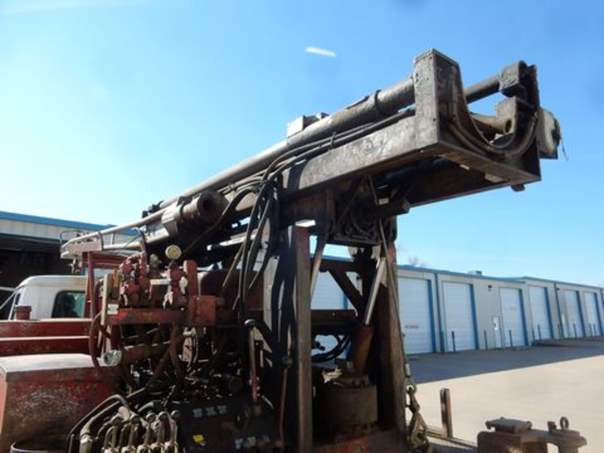 CME DRILLING RIG - Image 7 of 8