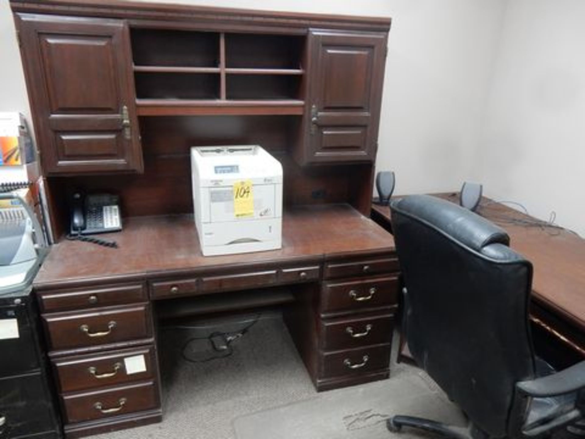 WOOD GRAIN DESK SET W/CORNER UNIT, RETURN, 2-DRAWER FILE, HUTCH & DESK CHAIR - Image 2 of 2