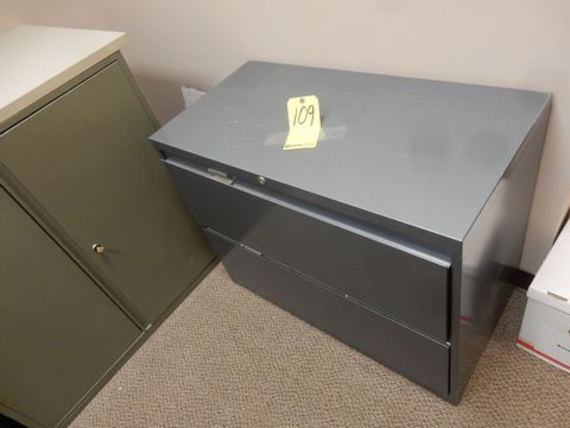 2-DRAWER LATERAL FILE