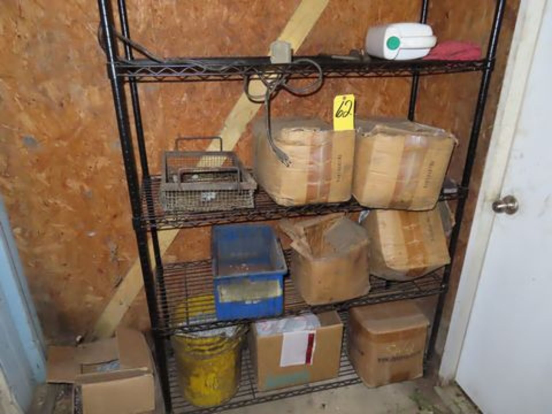 CONTENTS OF SMALL ROOM TO INCLUDE - WIRE SHELF UNIT, VIBRATORY DEBURR MEDIA