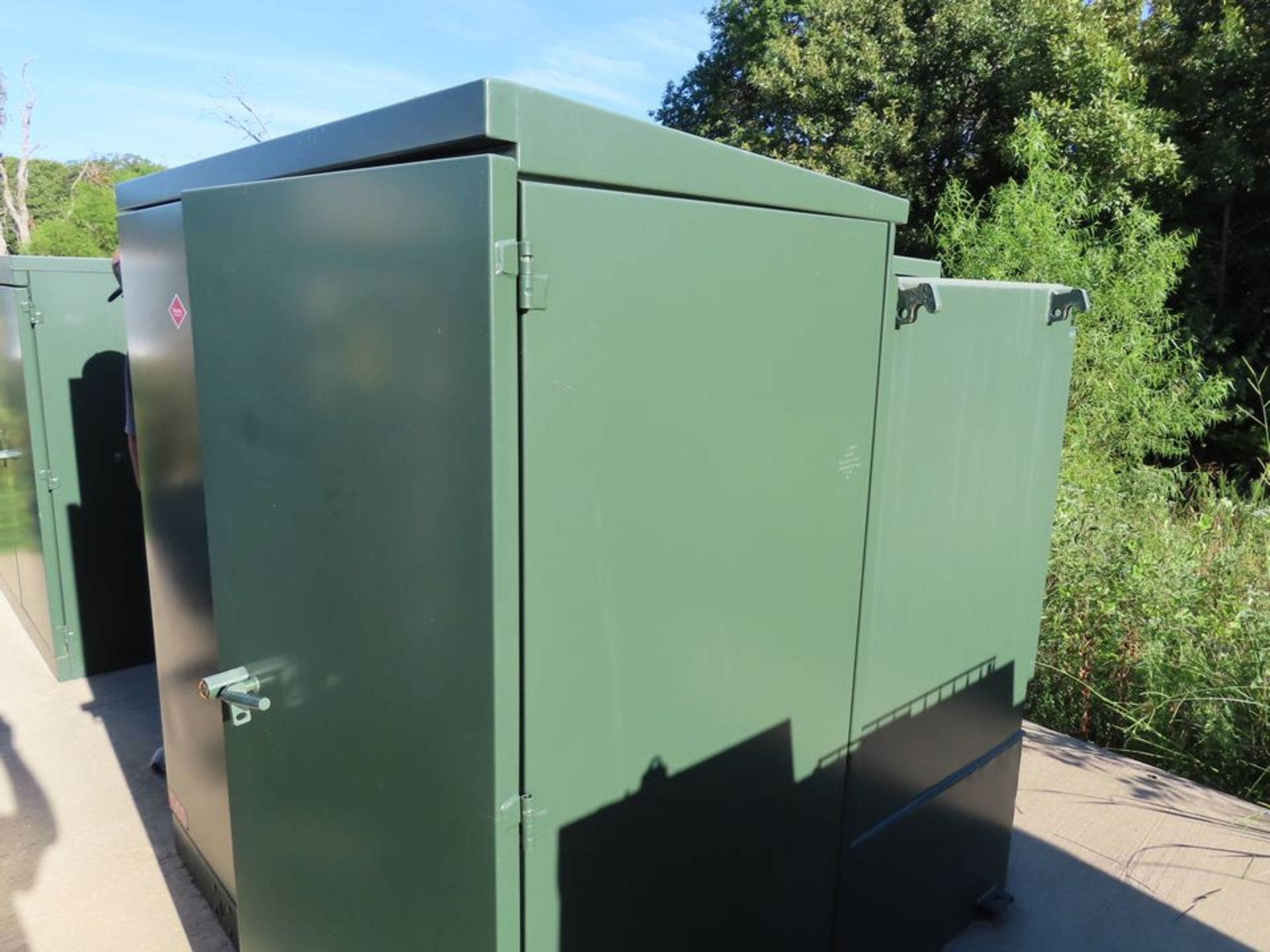 SOLOMON 1,000 KVA 3-PH PAD-MOUNTED TRANSFORMER, S/N 165632 - Image 2 of 3