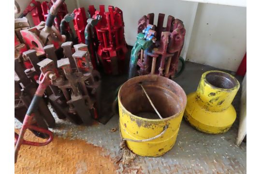 CONTENTS OF POWER UNIT/TOP DOGHOUSE PARTS ROOM - Image 5 of 8