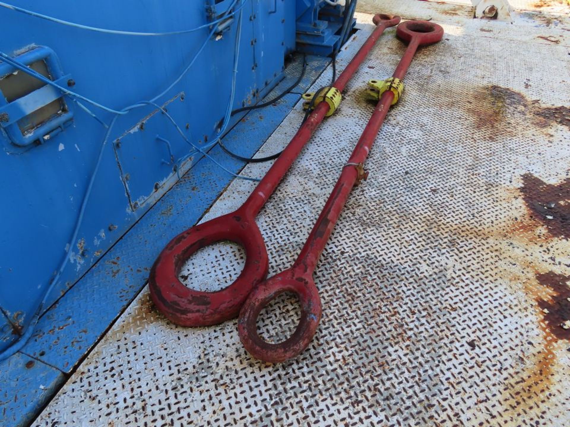 LOT RIG FLOOR TOOLS INCLUDING