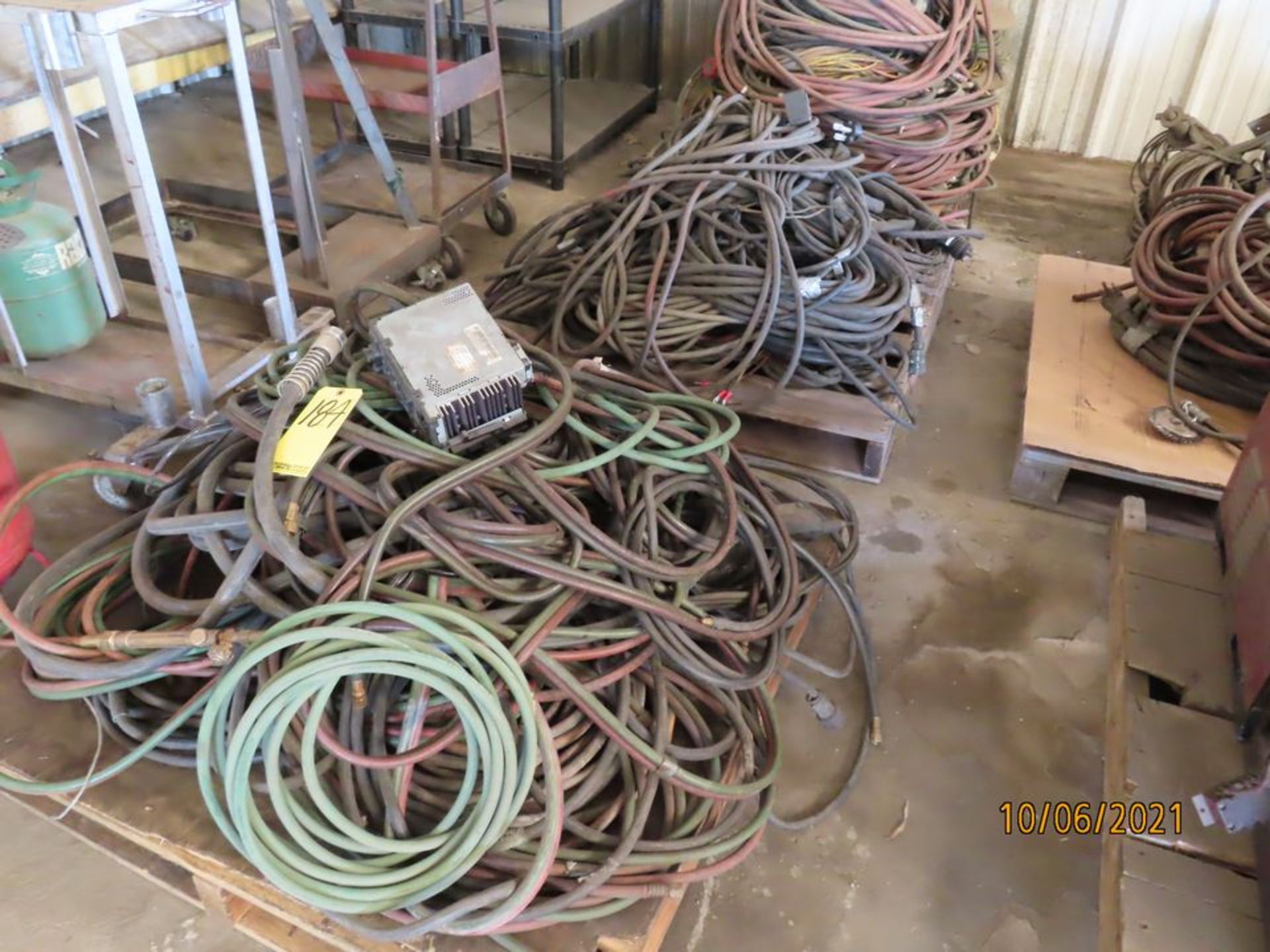 LOT MISC. WELDING LEADS & EXT. CORDS