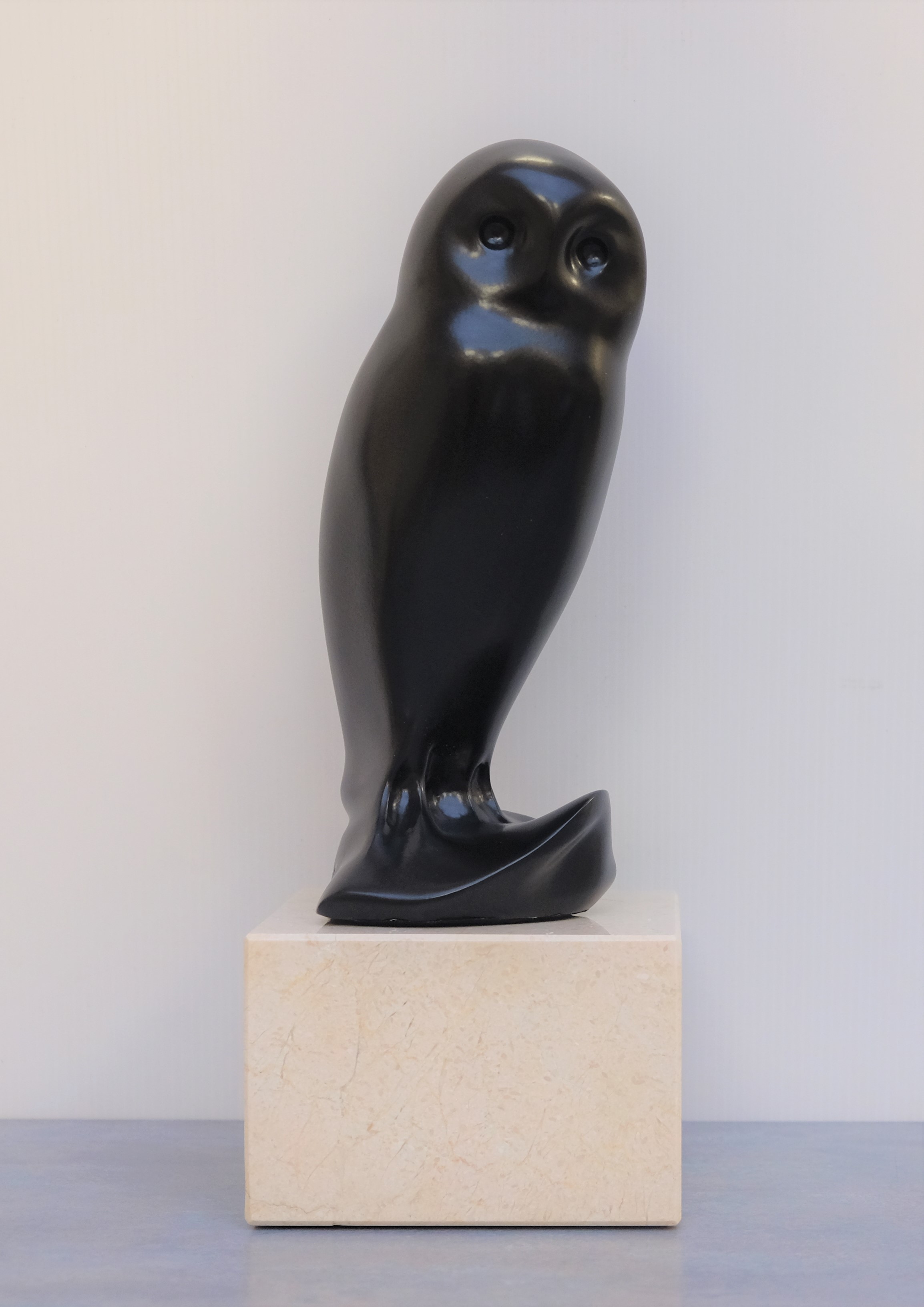 POMPON François (1855-1933), d'après. Grand hibou. Bronze à patine noire. Cire perdue. Fonte