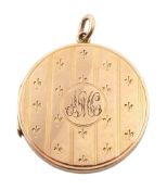 Early 20th century 9ct rose gold pendant locket, engraved fleur-de-lis decoration with engraved init