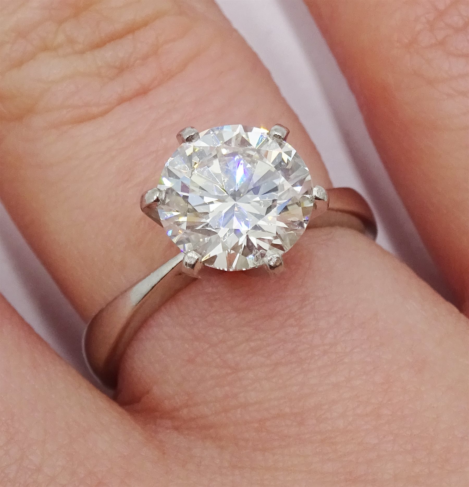 Platinum single stone solitaire round brilliant cut diamond ring, hallmarked, diamond approx 1.95 ca - Image 2 of 9