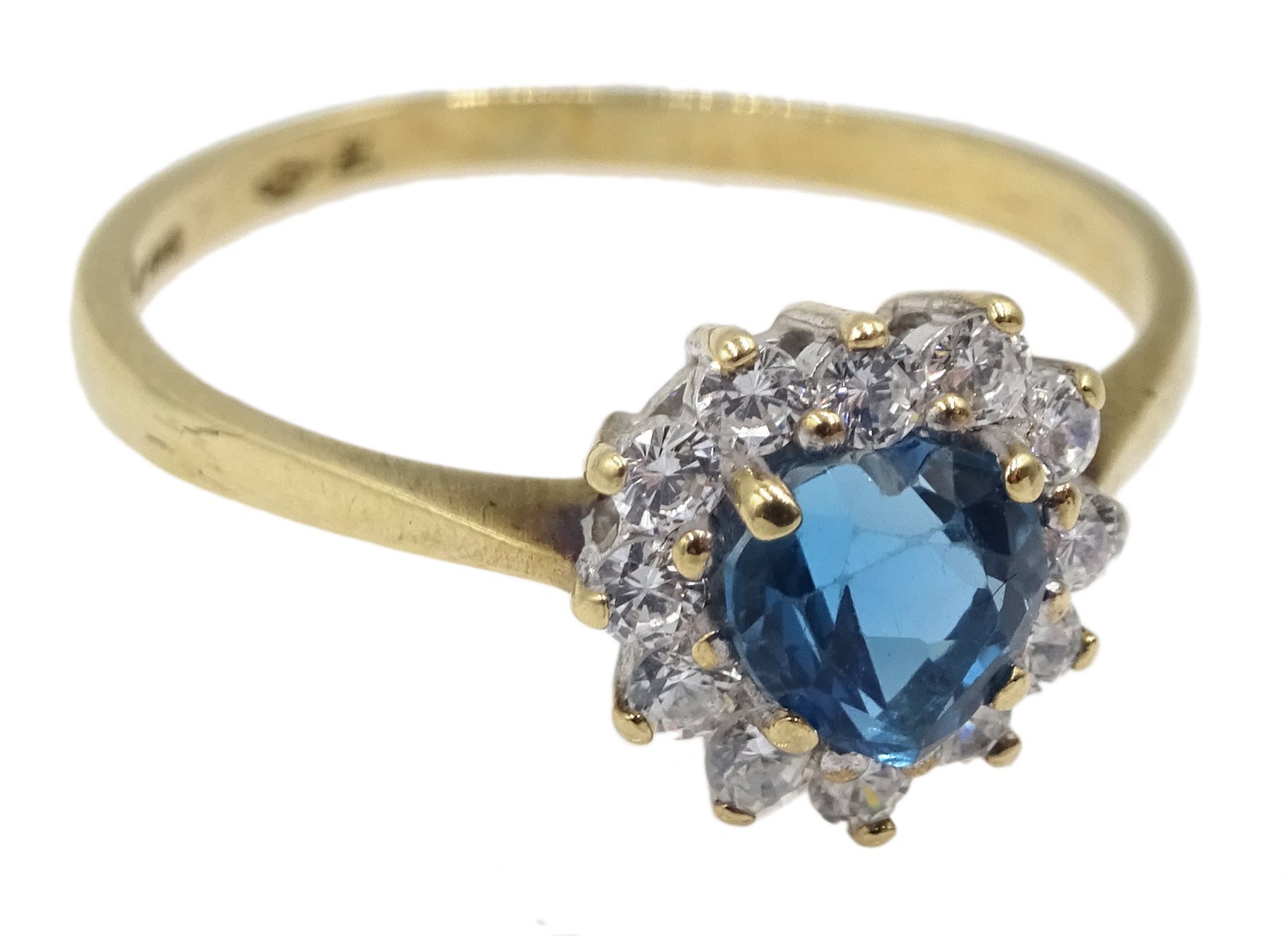 9ct gold blue stone heart shaped ring, hallmarked - Image 2 of 3