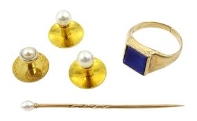 9ct gold lapis lazuli ring, gold pearl stick pin and two pearl studs, all 14ct and an 18ct gold pear