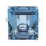 18ct white gold single stone aquamarine ring, aquamarine approx 19.6 carat