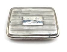 George IV silver snuff box, the hinged cover inscribed 'William Gow' with gilded interior 8cm x 5.5c