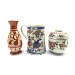 19th/ early 20th century Chinese Imari tankard H15.5cm, 19th century Chinese jar and cover decorated