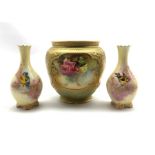 Edwardian Royal Worcester vase having four painted reserve panels decorated with roses interspersed