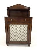 Early 19th century mahogany chiffonier, raised back with open shelves on turned spindles, over drawe