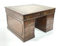 Victorian mahogany twin pedestal partners desk, the top with tooled leather inset writing surface an