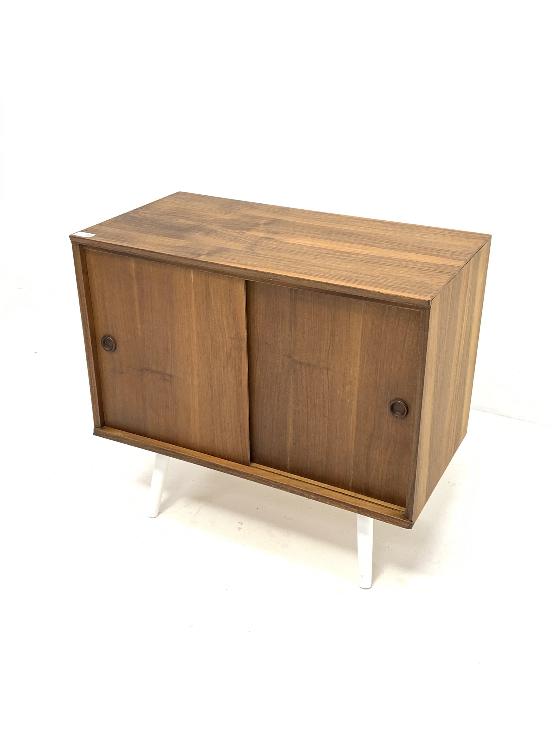 Mid century Danish teak PS systems cabinet, with two sliding doors, raised on tapered white supports - Image 3 of 4