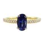 18ct gold oval sapphire ring