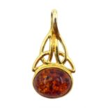 9ct gold amber pendant