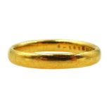 Early 20th century 22ct gold wedding band