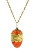 19th century 18ct gold mounted agate egg pendant