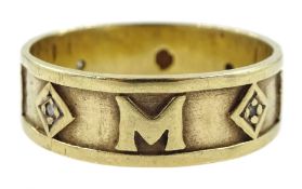 9ct gold 'M' band set with four diamond chips