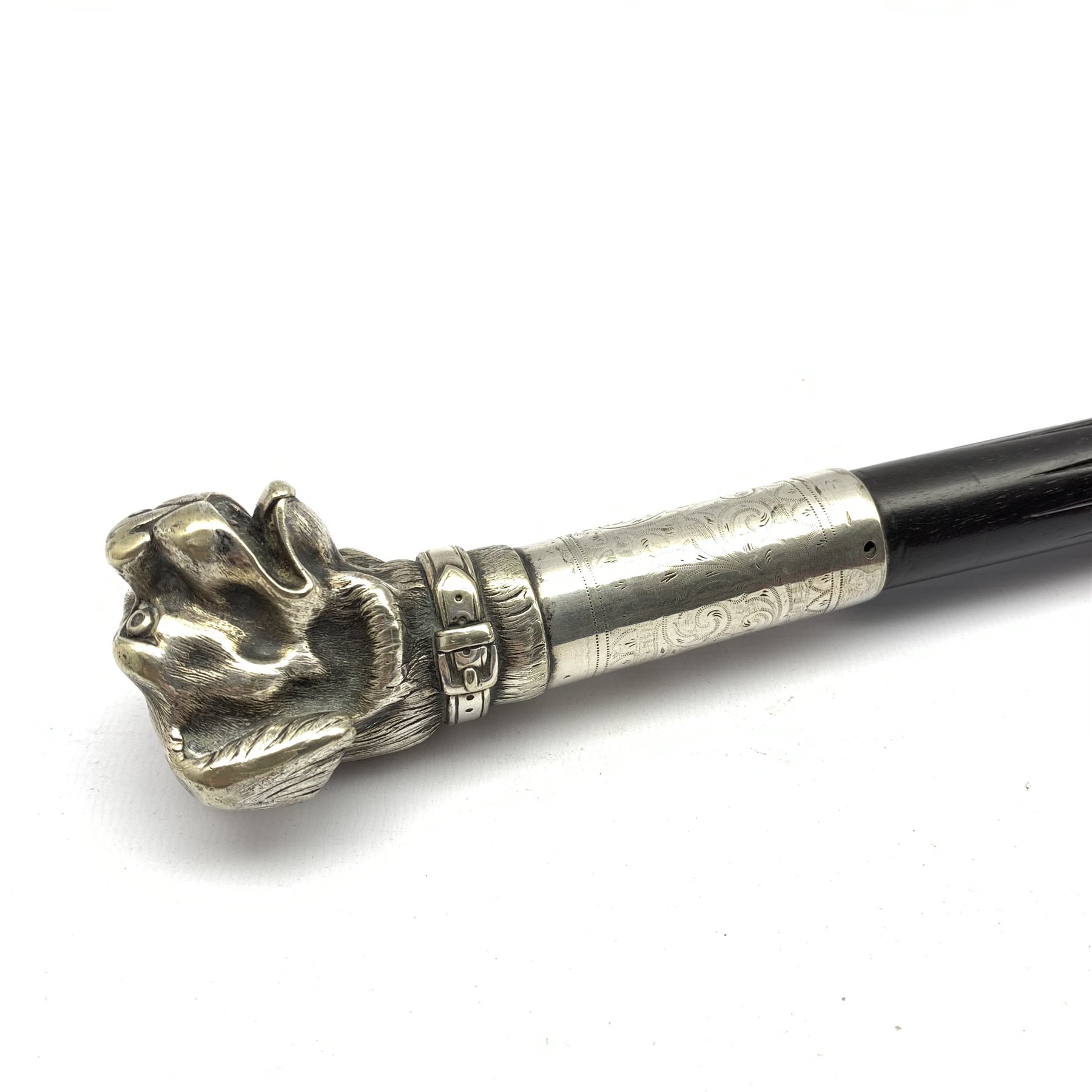 Early 20th century carved ebonised walking cane with silver-plated handle cast as dogs head, L81cm - Image 2 of 5