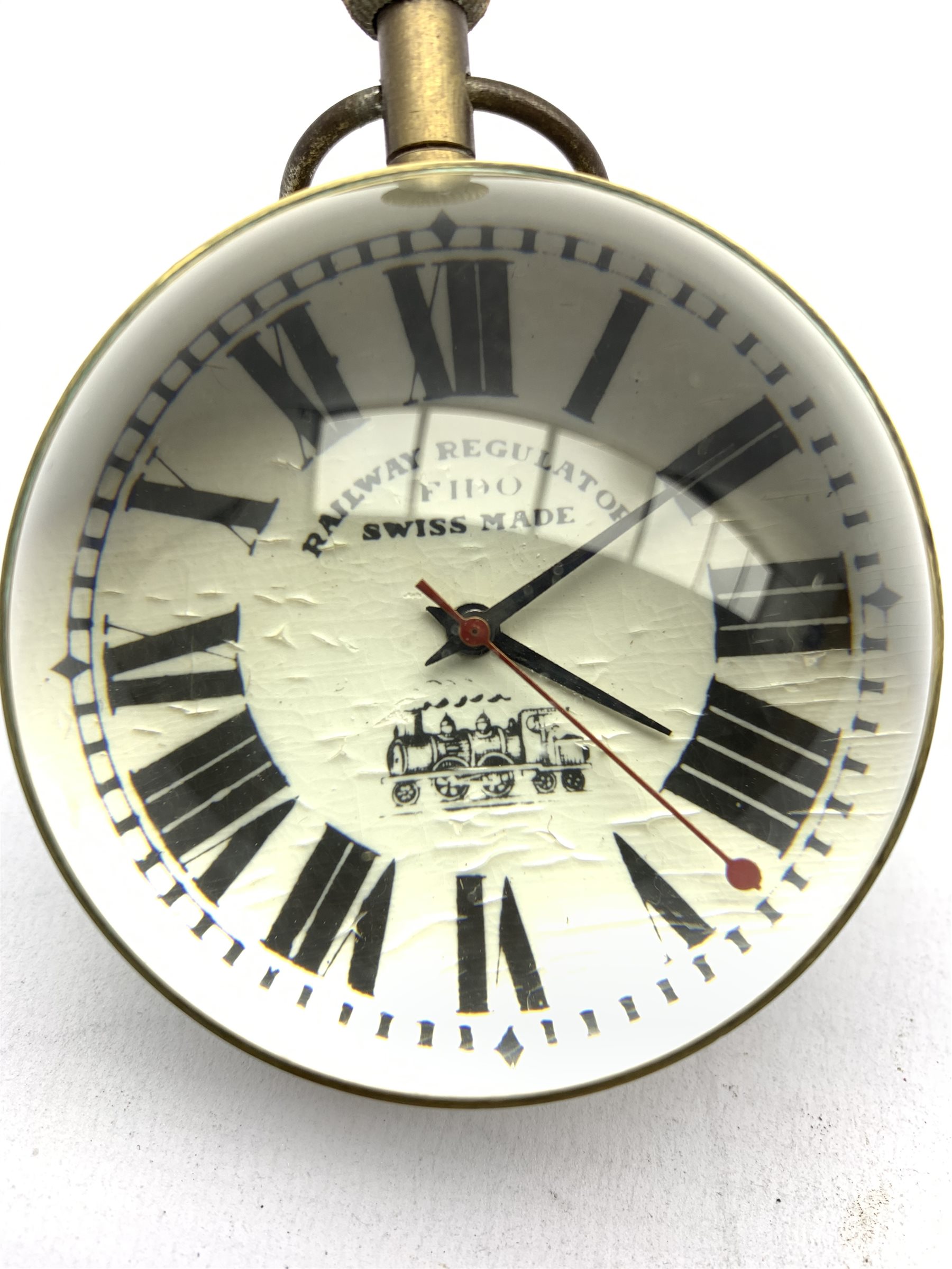 'Railway Regulator' brass ball desk clock, H9.5cm - Image 2 of 4