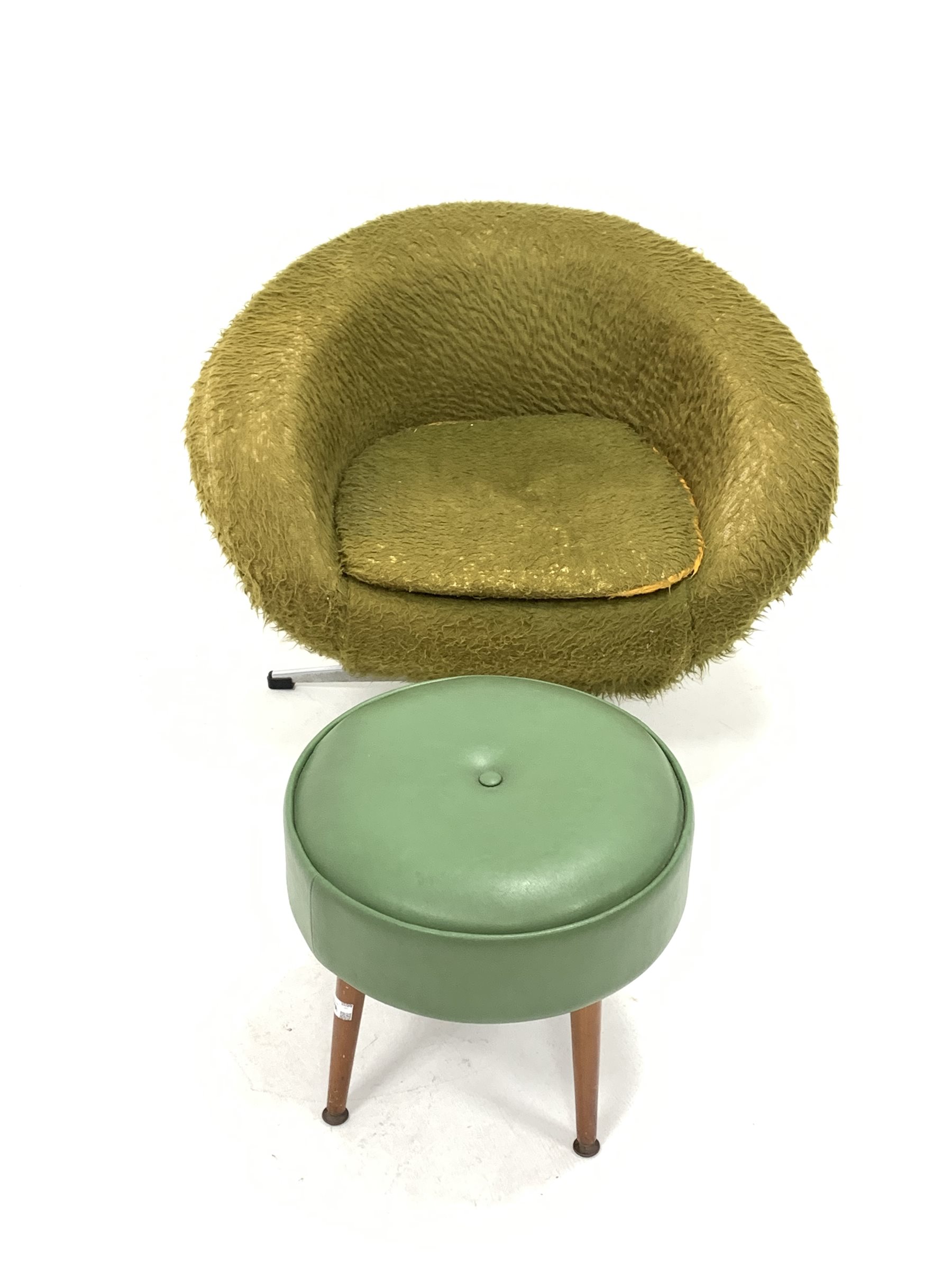Mid 20th century swivel chair, upholstered in green faux fur, raised on chrome four point base () to - Image 3 of 3
