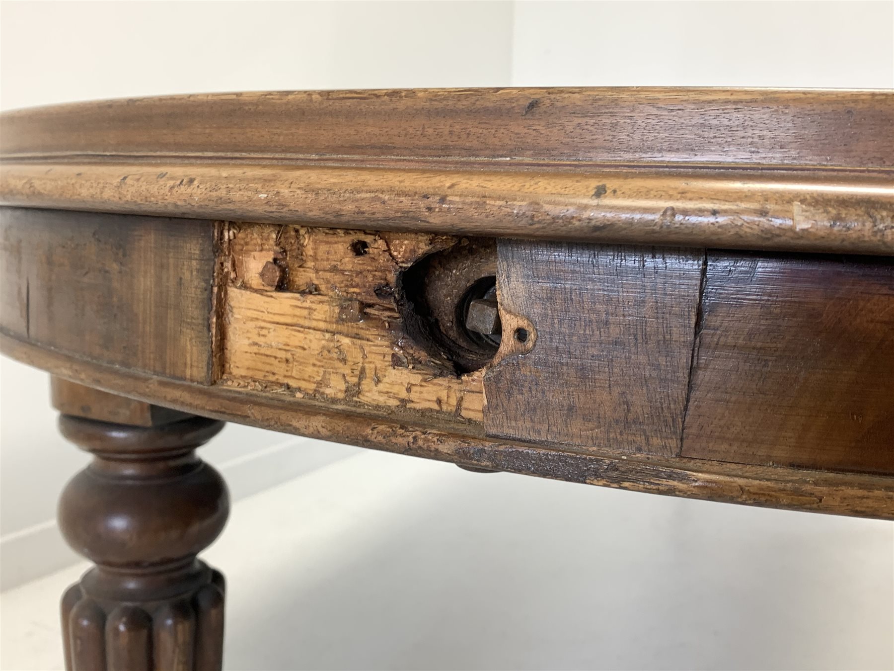 Late Victorian mahogany extending dining table, with 'D' shaped moulded ends and three additional le - Image 4 of 6