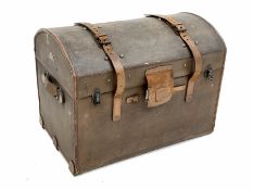 Early 20th century canvas covered and leather bound dome top travelling trunk, silk lined interior f