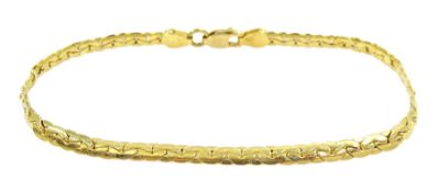 18ct gold flattened link bracelet, stamped 750, approx 4.1gm