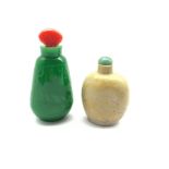 Chinese green hardstone snuff bottle