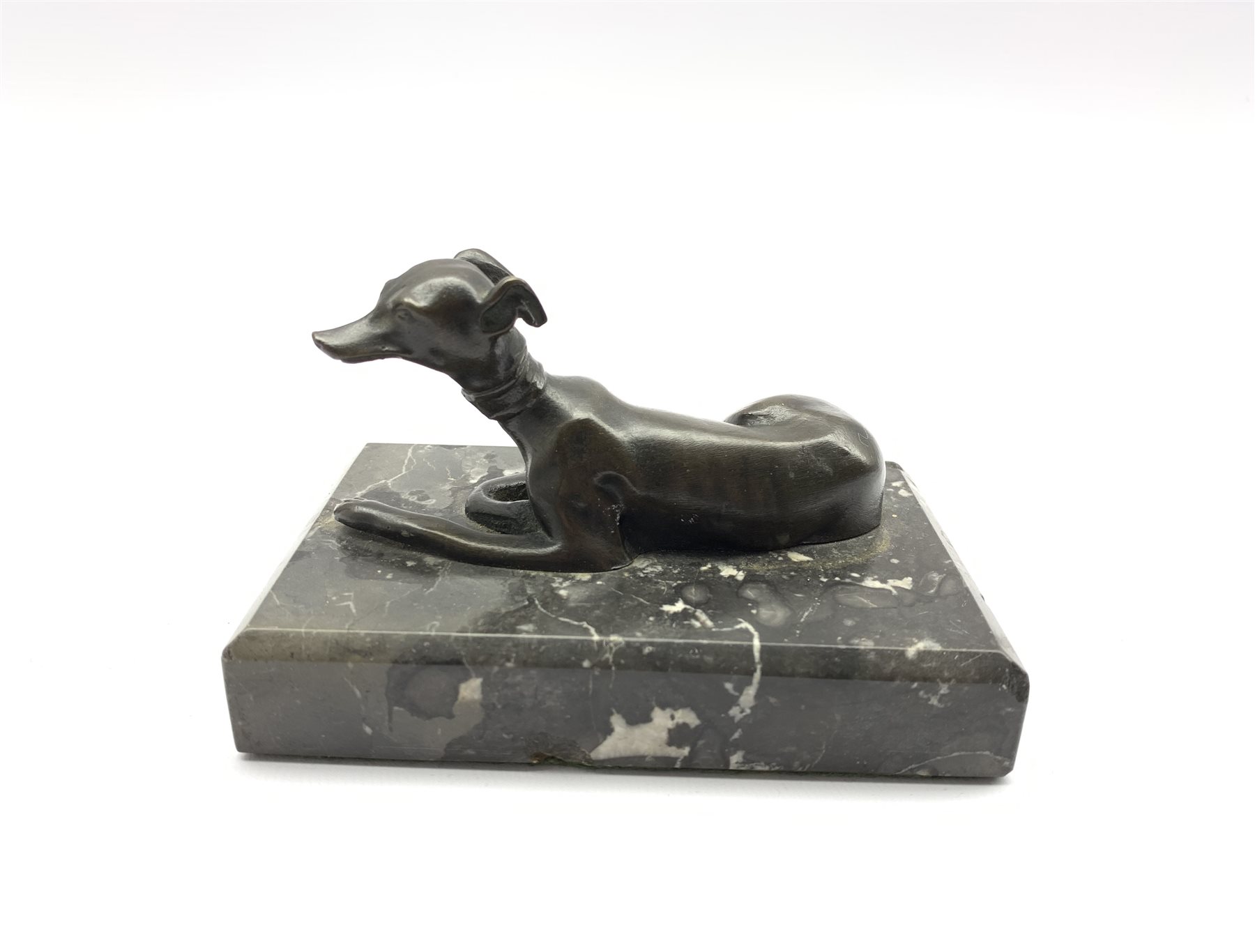 Desk paperweight in the form of a bronze recumbent greyhound on a veined grey marble base W13cm - Image 3 of 5