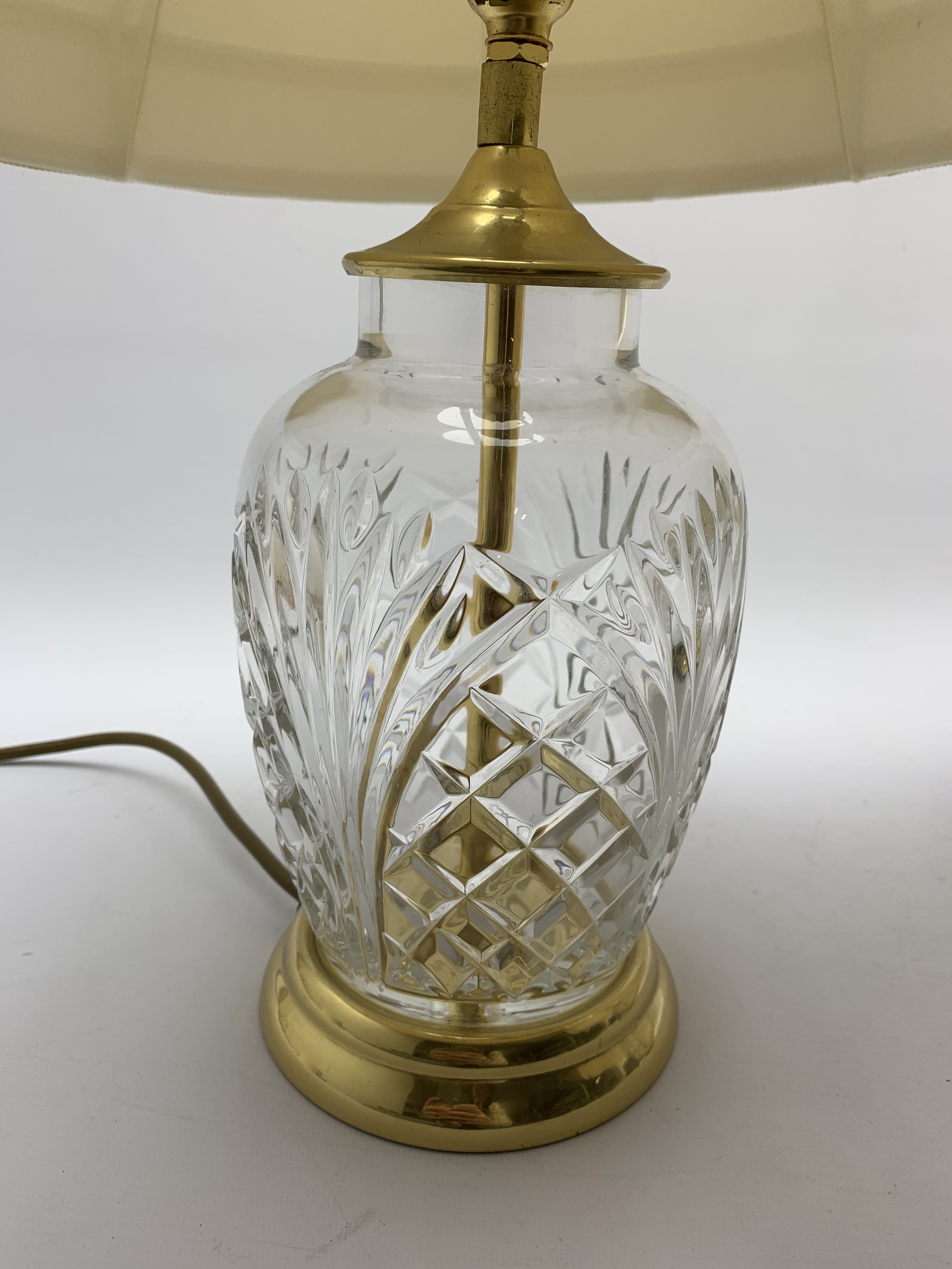 Waterford Kent Accent crystal table lamp with fringed shade H50cm overall and another glass lamp and - Image 5 of 5