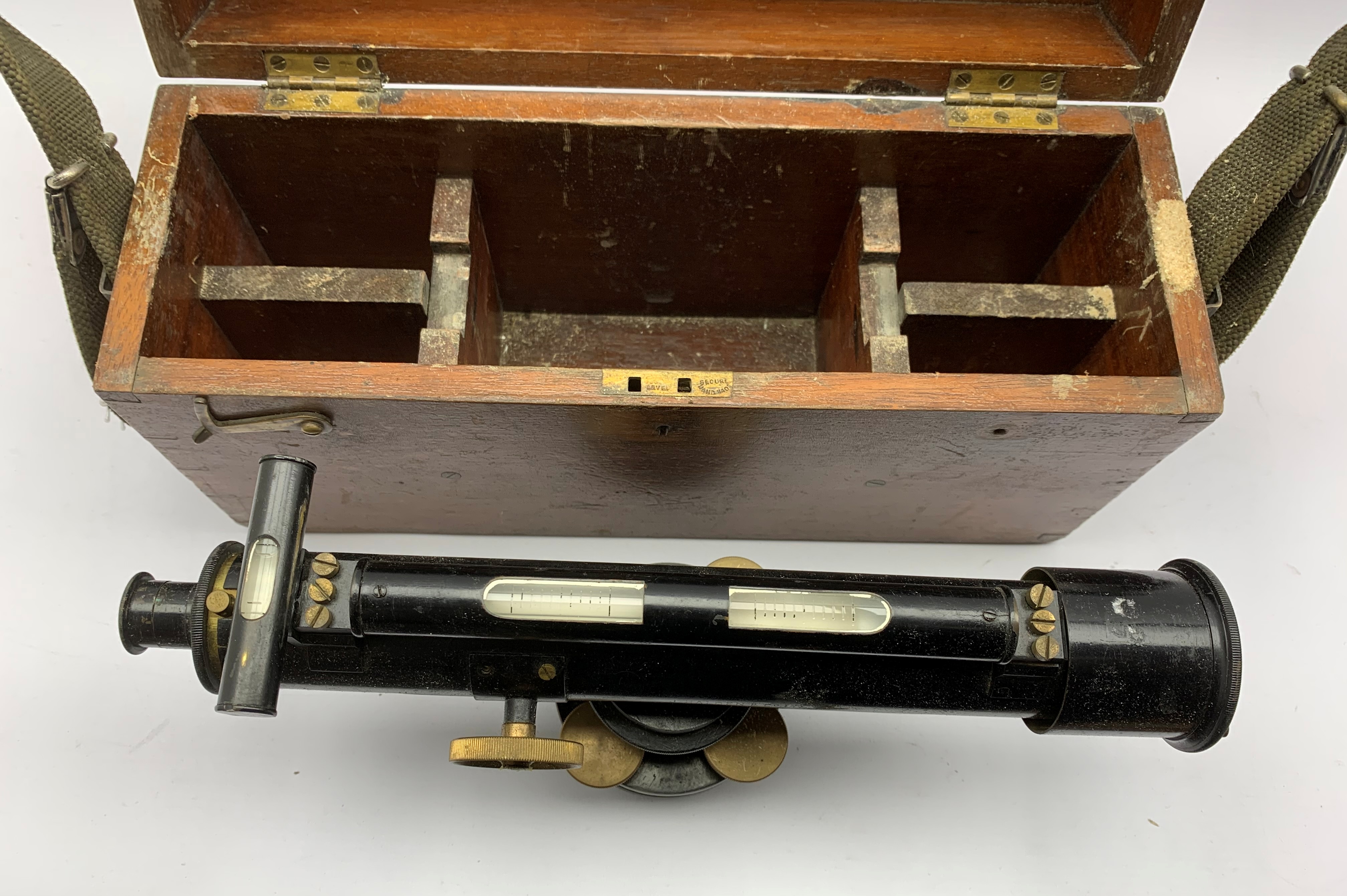 Theodolite by J Halden & Co Ltd Manchester & London theodolite, in wooden case - Image 3 of 3