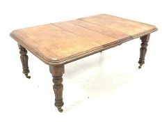 Victorian mahogany extending dining table