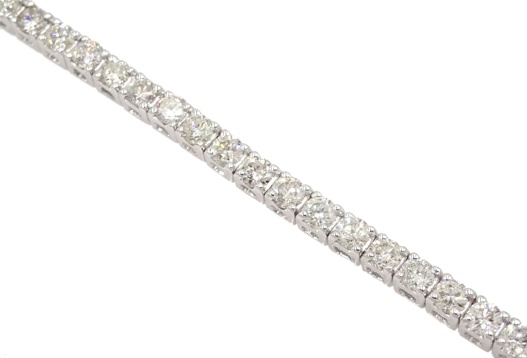 18ct white gold diamond bracelet - Image 4 of 4