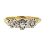 18ct gold three stone diamond ring