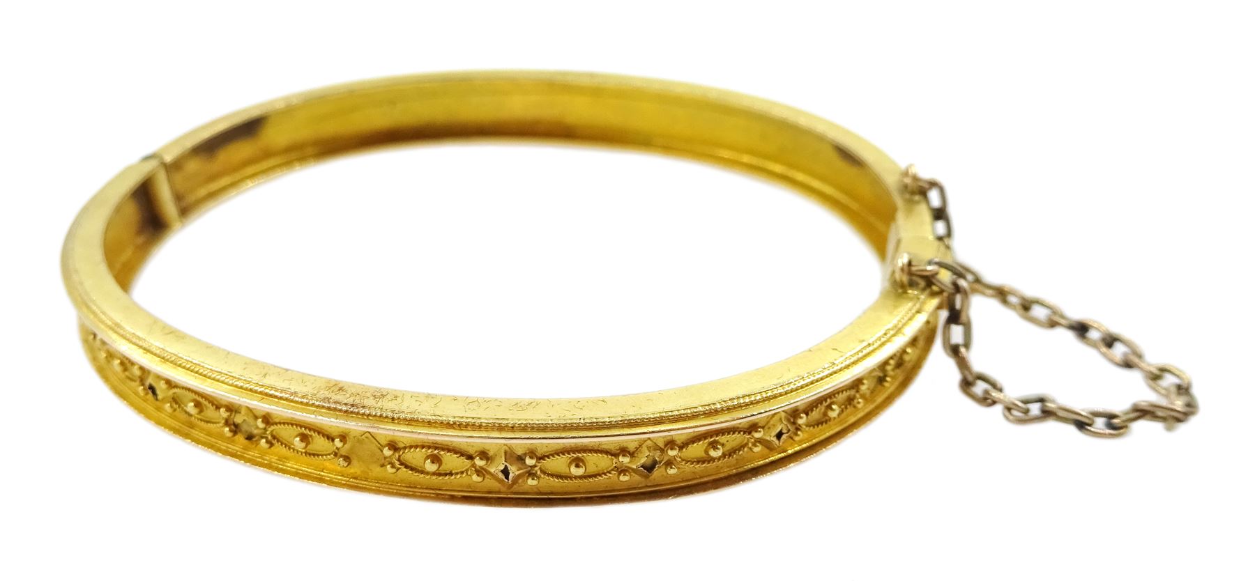 Victorian 16ct gold hinged bangle