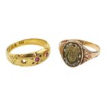 Victorian 18ct gold stone set ring