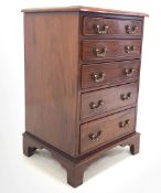 Quality 20th century mahogany pedestal chest